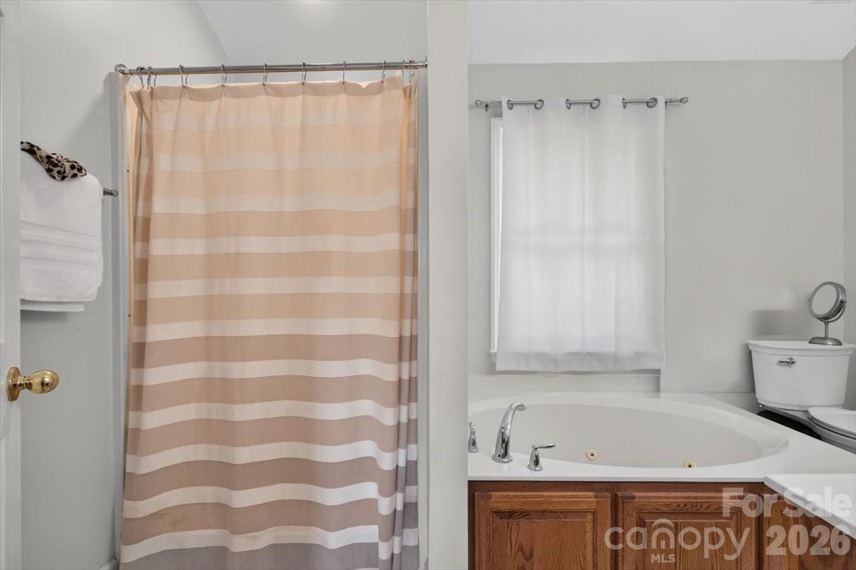 2025 Hilltop Road Property Photo 30