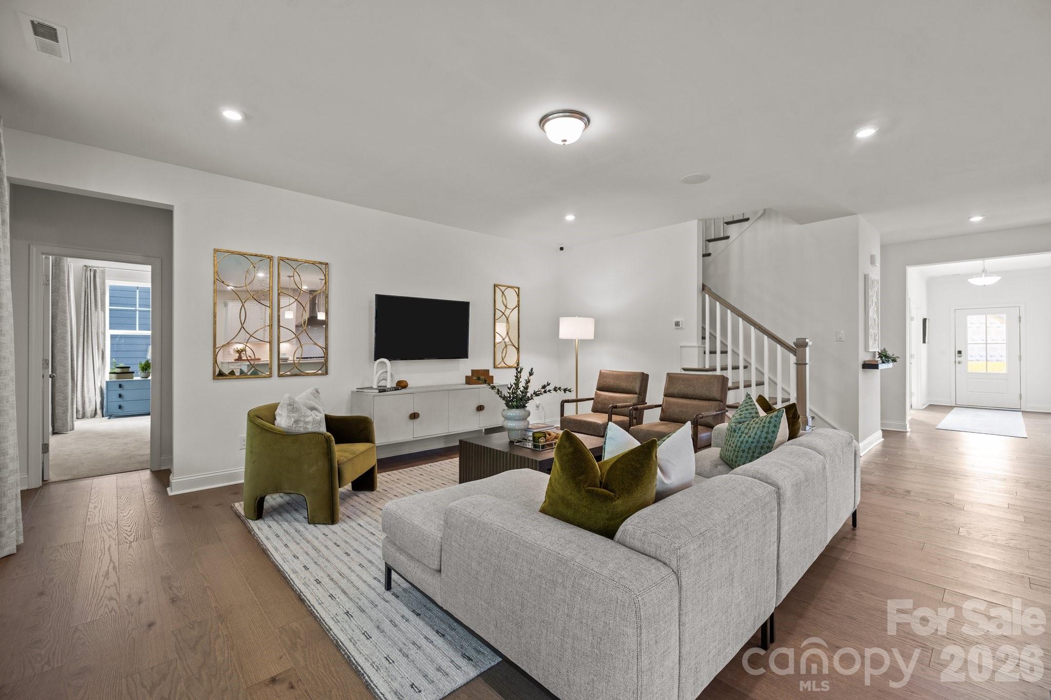 3030 Grandiose Drive Property Photo 4