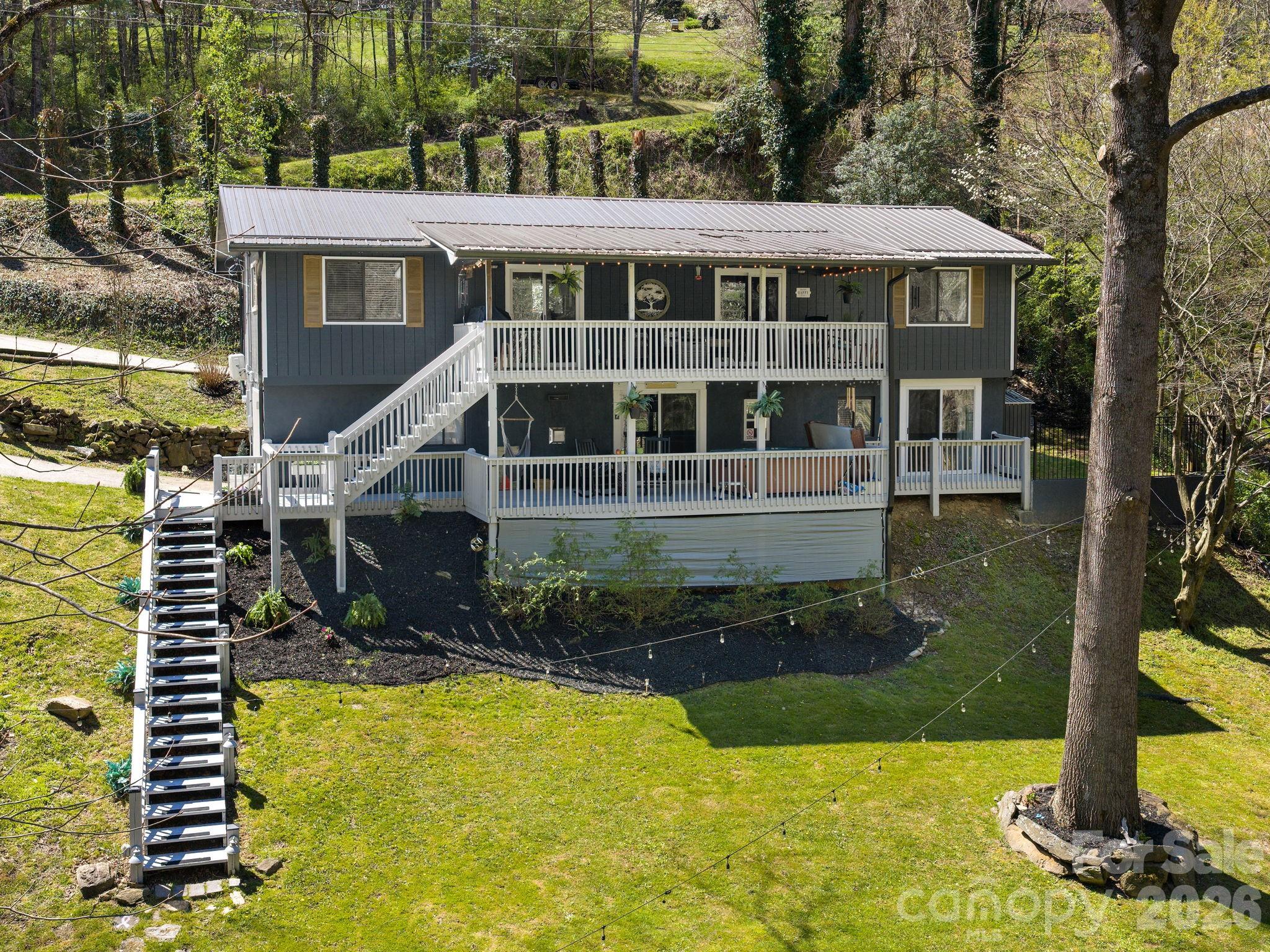 228 White Oak Road Property Photo 1