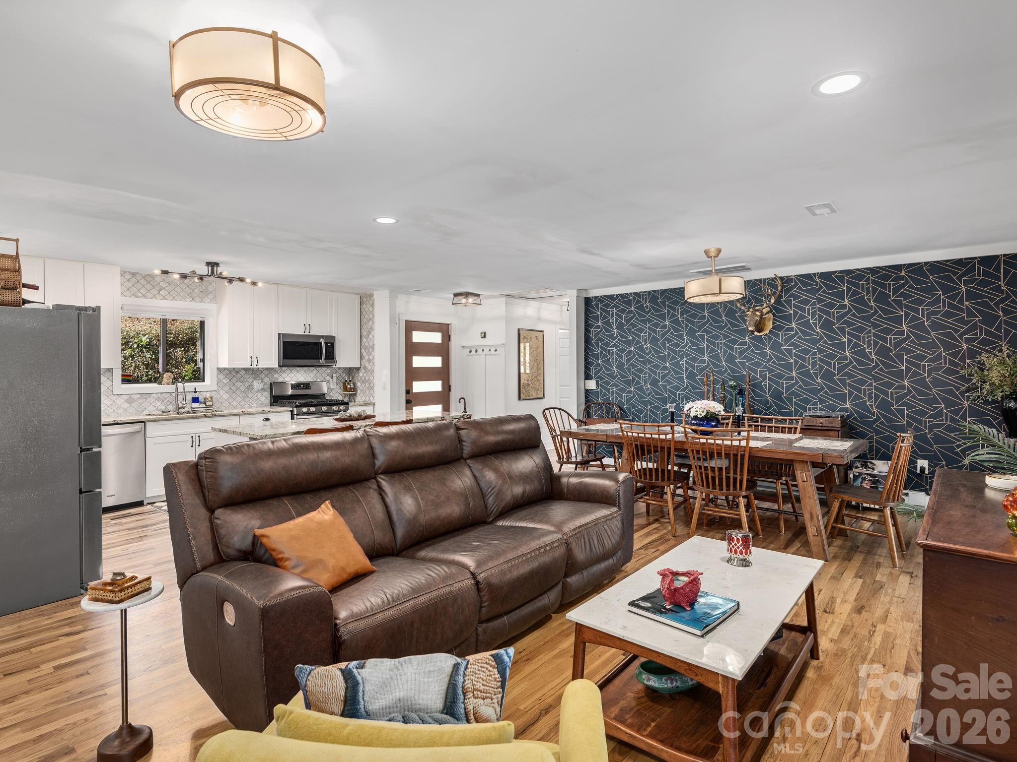 228 White Oak Road Property Photo 8