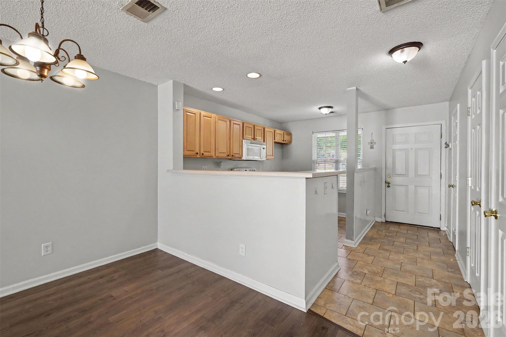 2962 Caldwell Ridge Parkway Property Photo 9