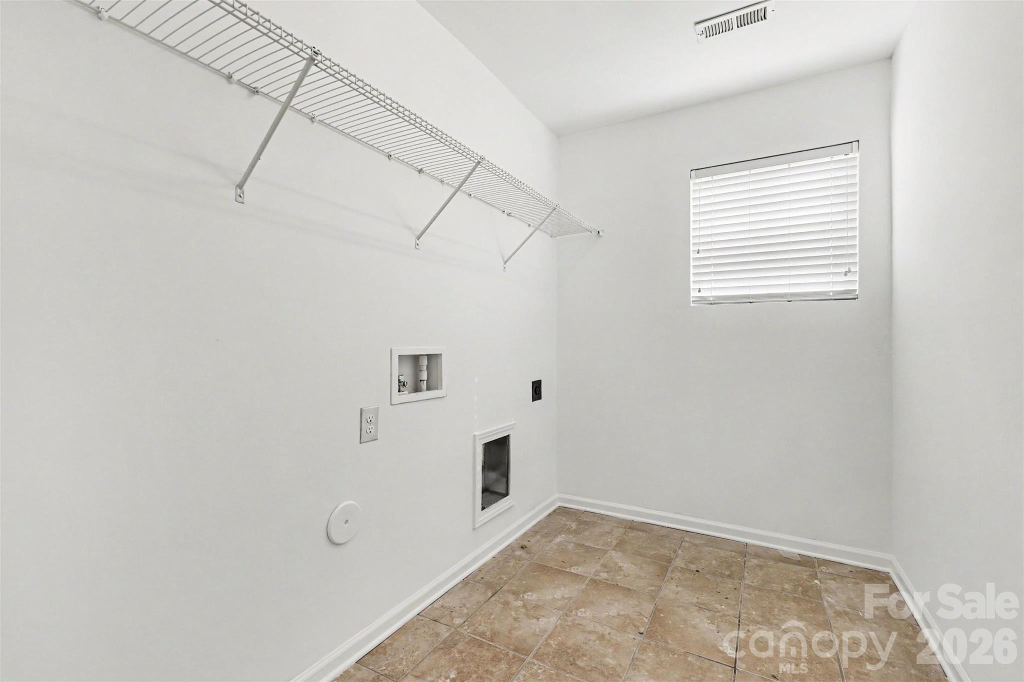 1003 Garden Web Road Property Photo 17