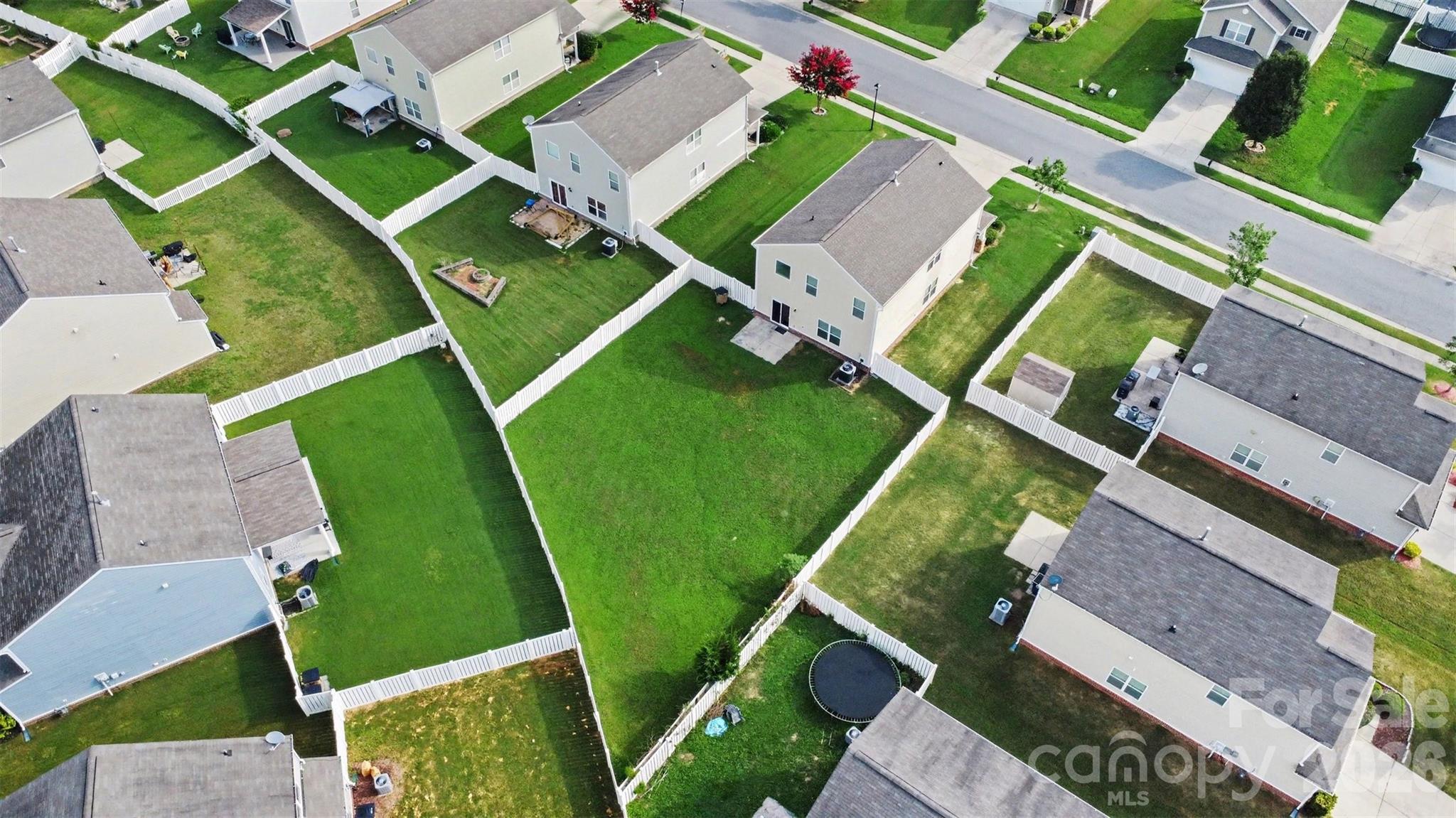 1003 Garden Web Road Property Photo 34