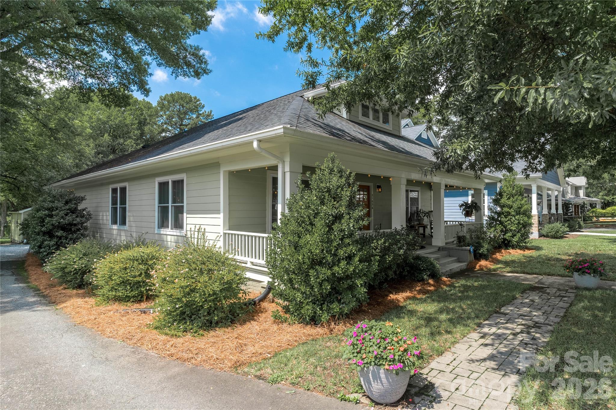 21036 Catawba Avenue Property Photo 2