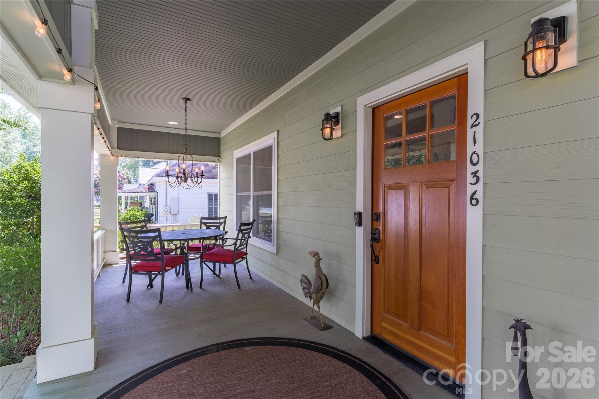 21036 Catawba Avenue Property Photo 4