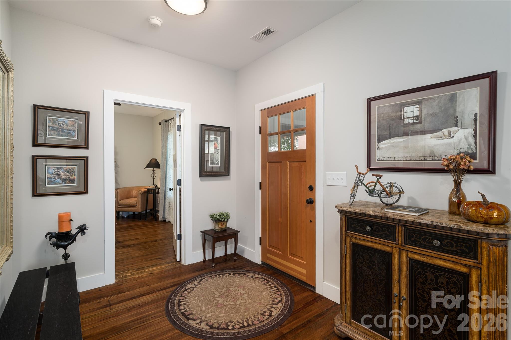 21036 Catawba Avenue Property Photo 6