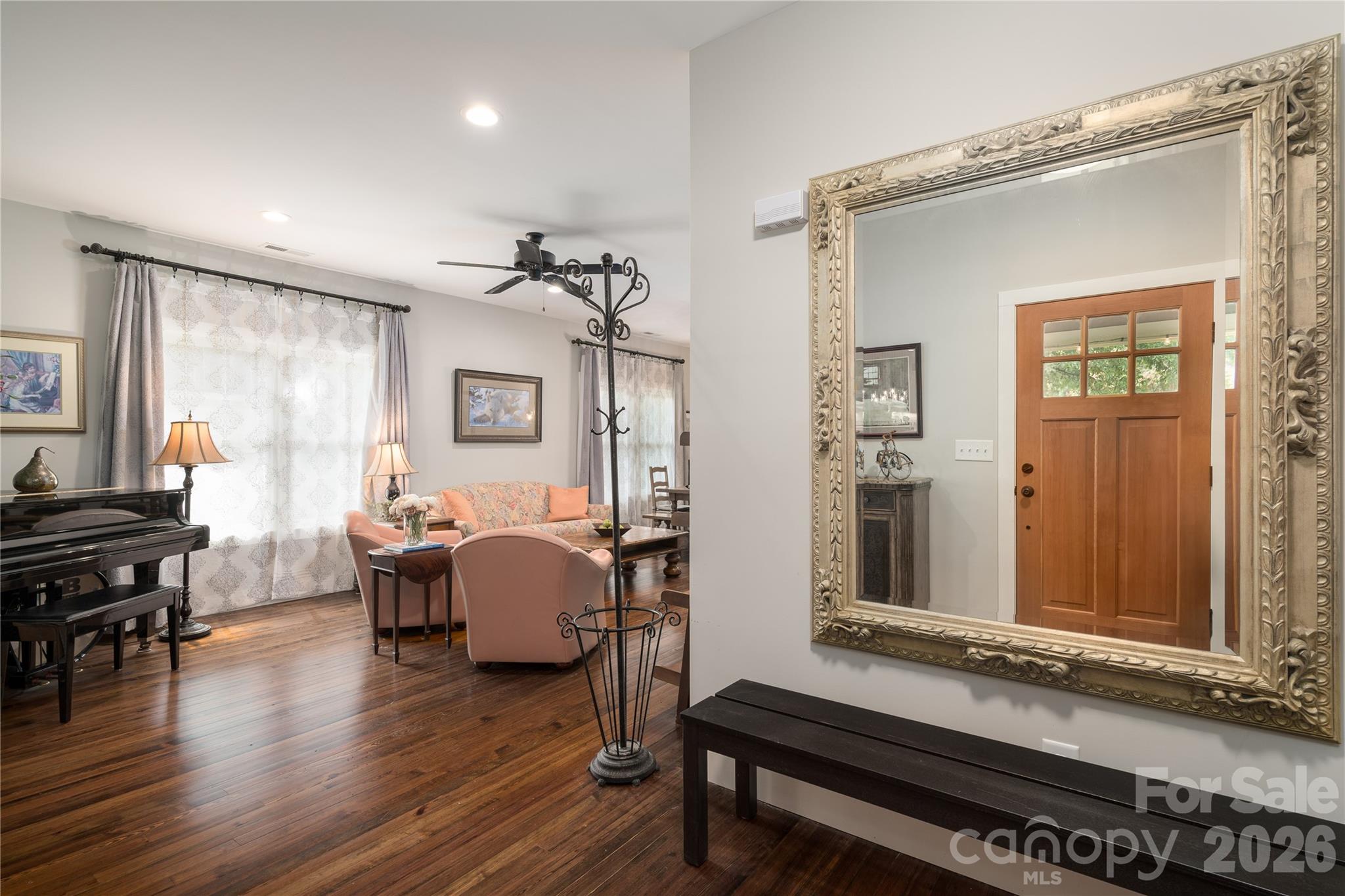 21036 Catawba Avenue Property Photo 7