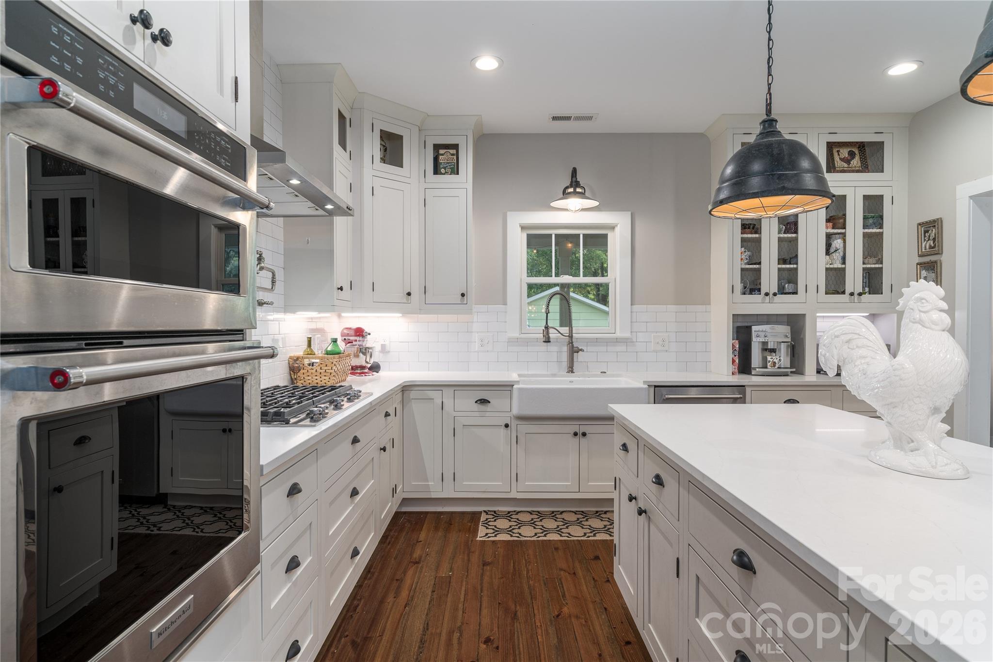 21036 Catawba Avenue Property Photo 15