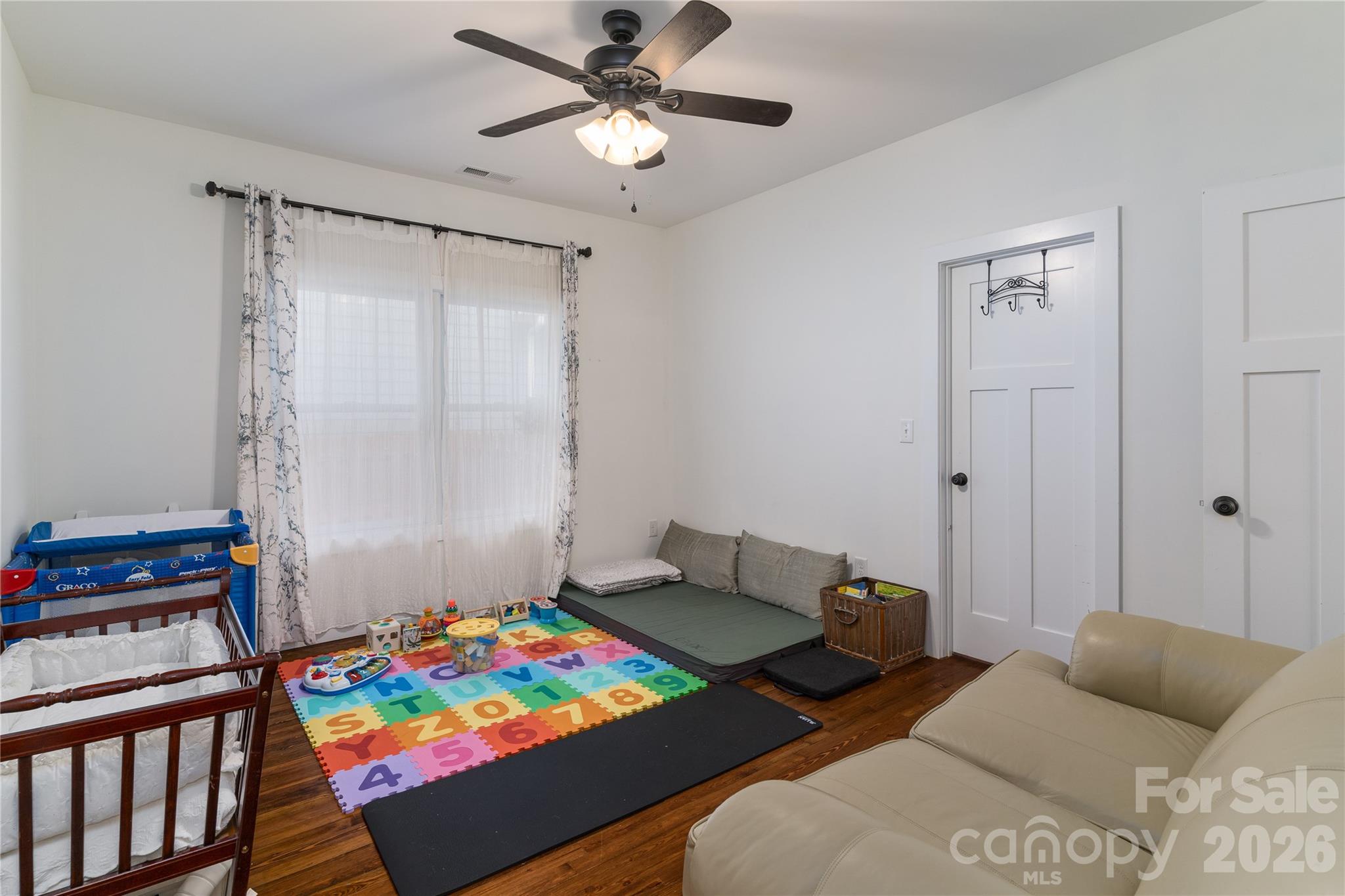 21036 Catawba Avenue Property Photo 27