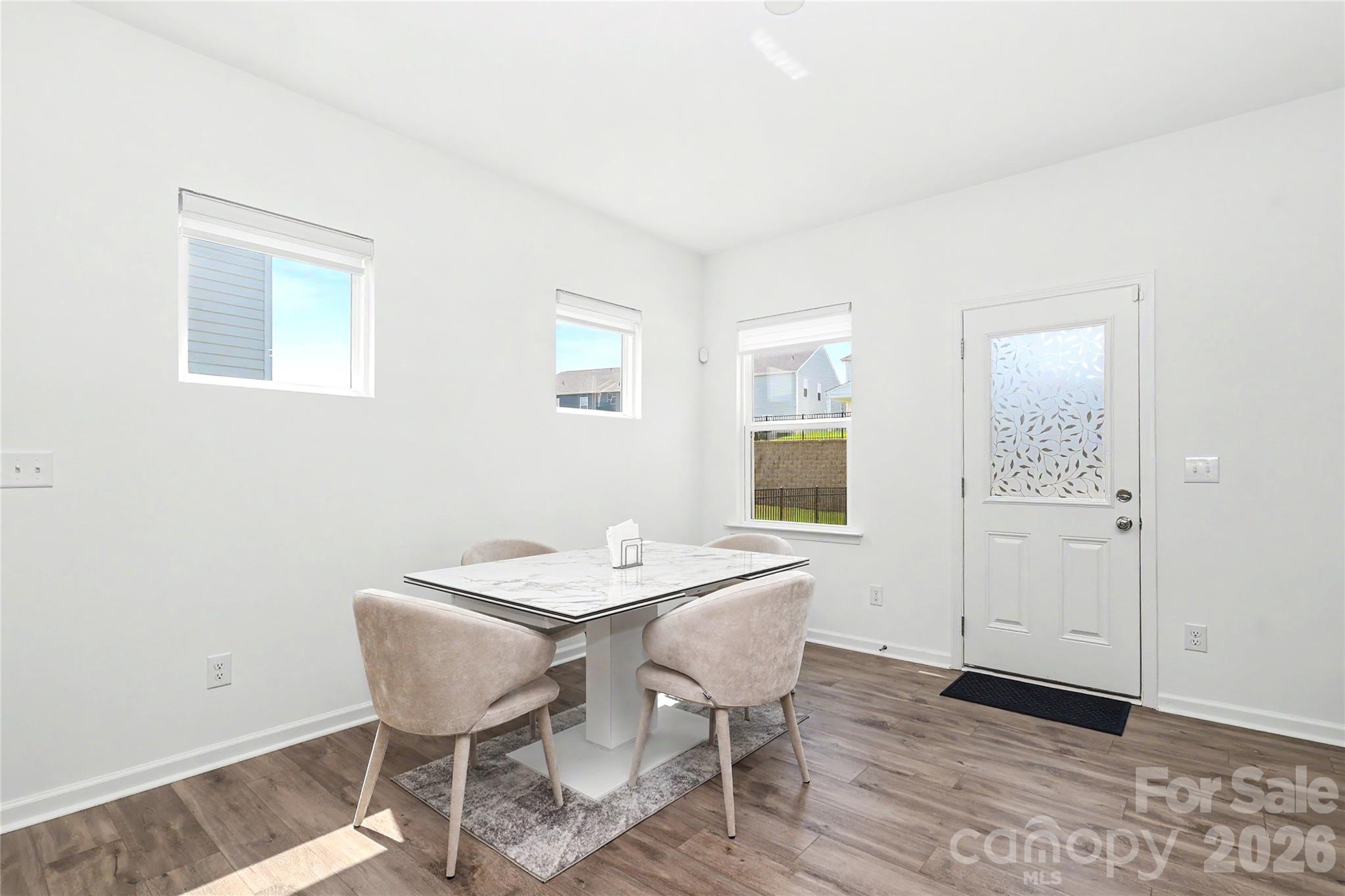 11122 Glasden Road Property Photo 12