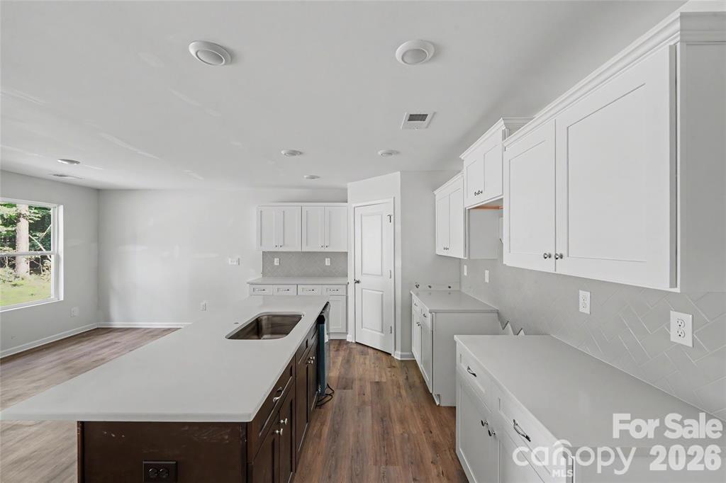 2522 Lazy Oak Drive Property Photo 11