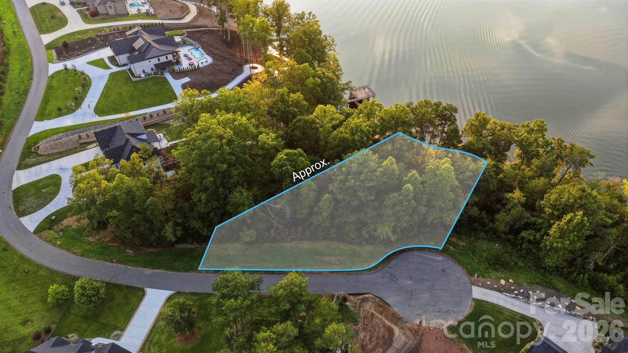 5768 Lake Pointe Drive 15 Property Photo 6