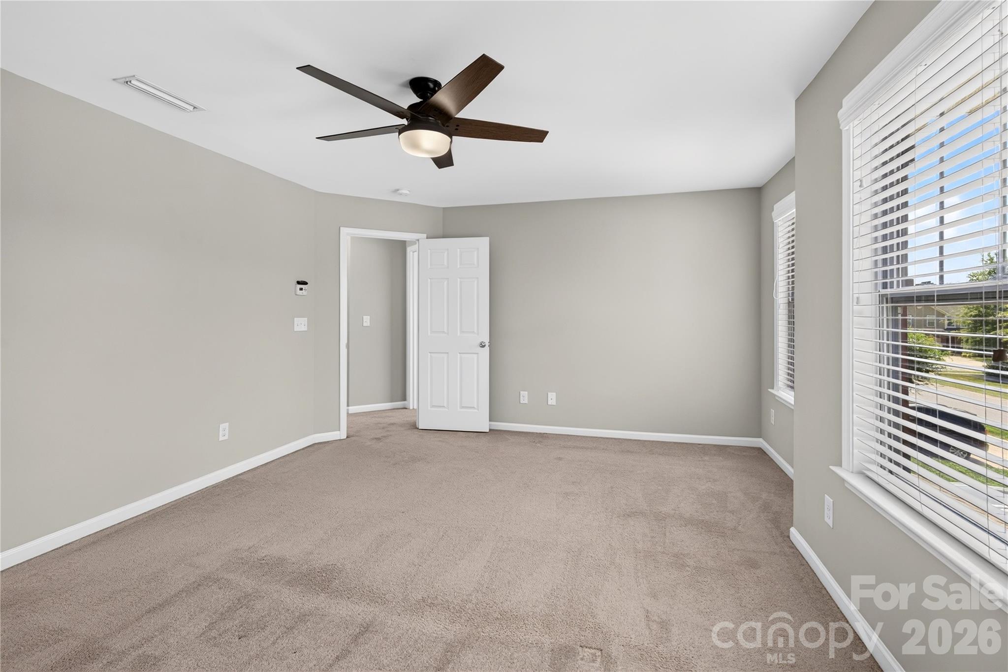 2512 Viburnum Court Property Photo 25