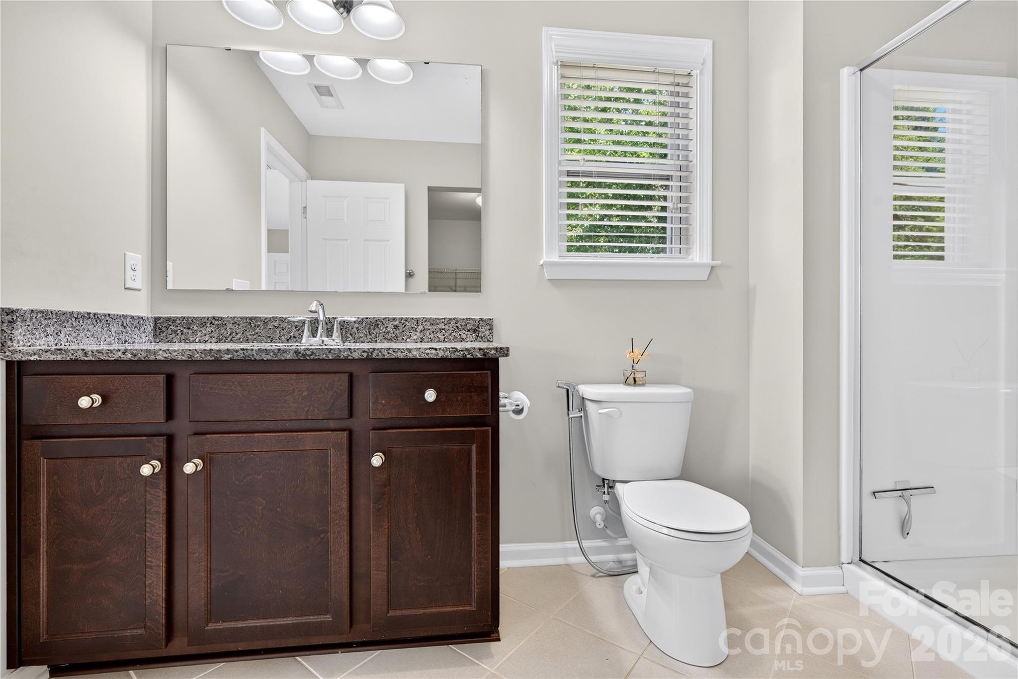 2512 Viburnum Court Property Photo 33