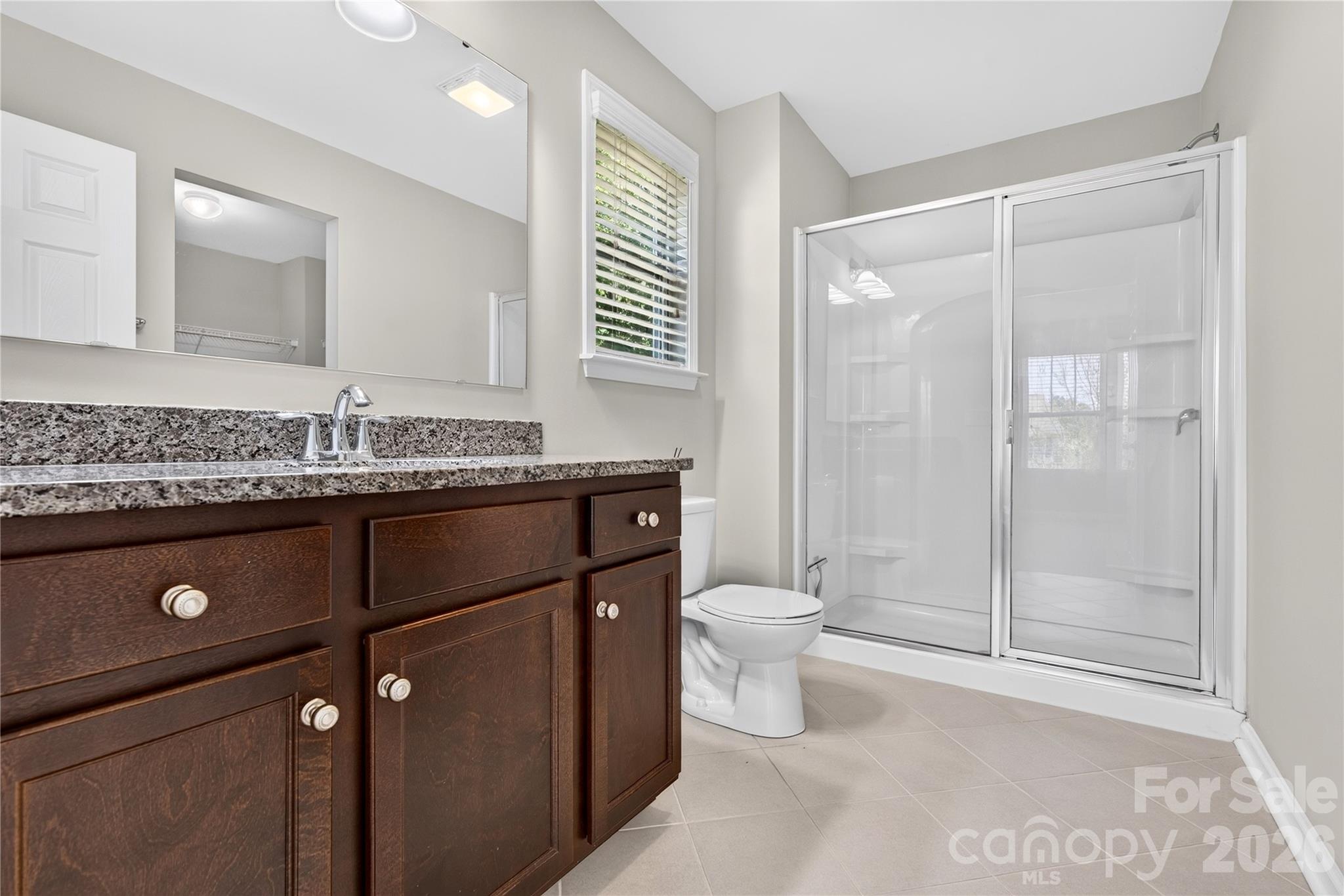 2512 Viburnum Court Property Photo 34
