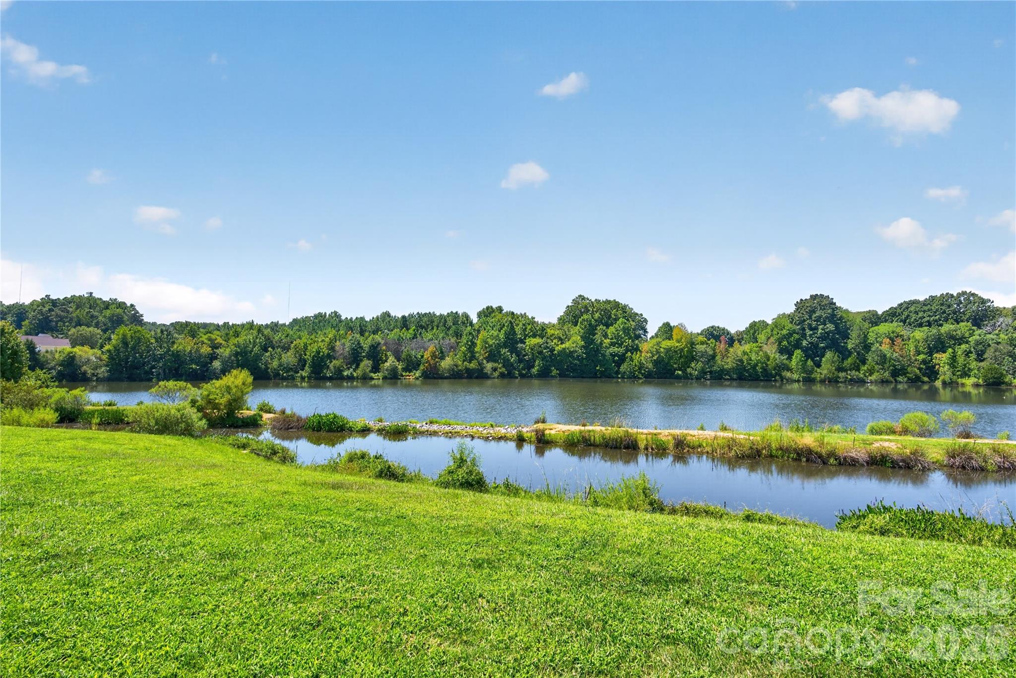2512 Viburnum Court Property Photo 44