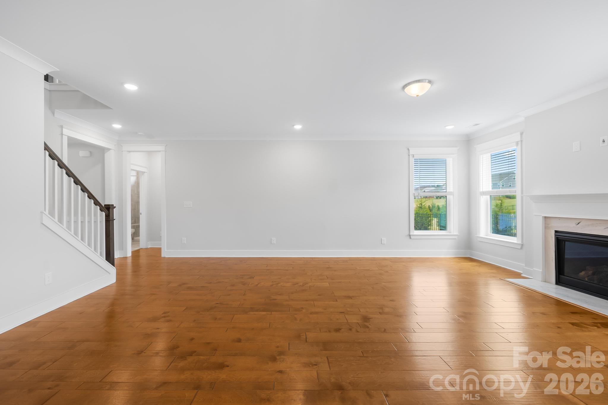 606 Yucatan Drive Property Photo 13
