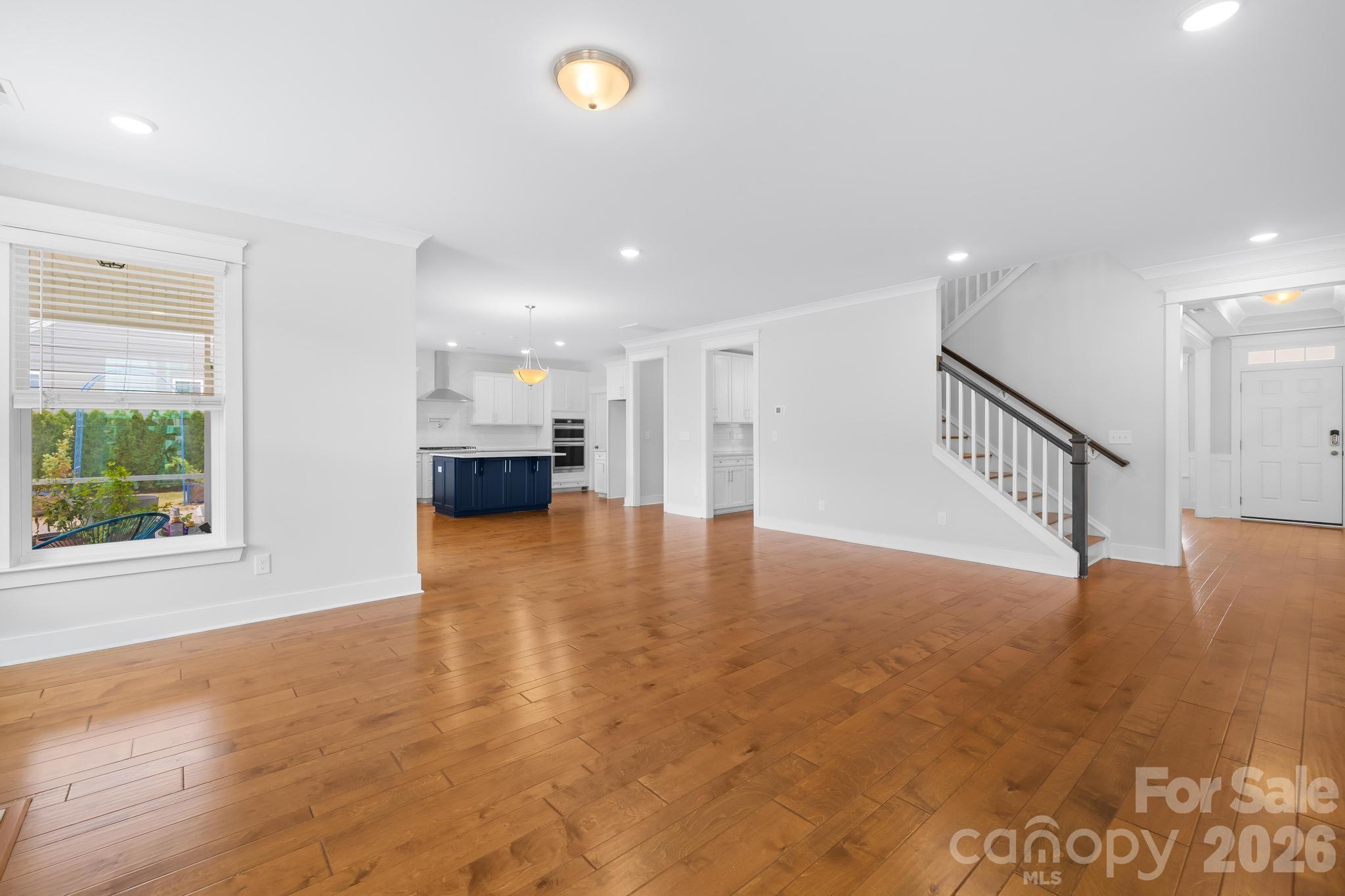 606 Yucatan Drive Property Photo 14