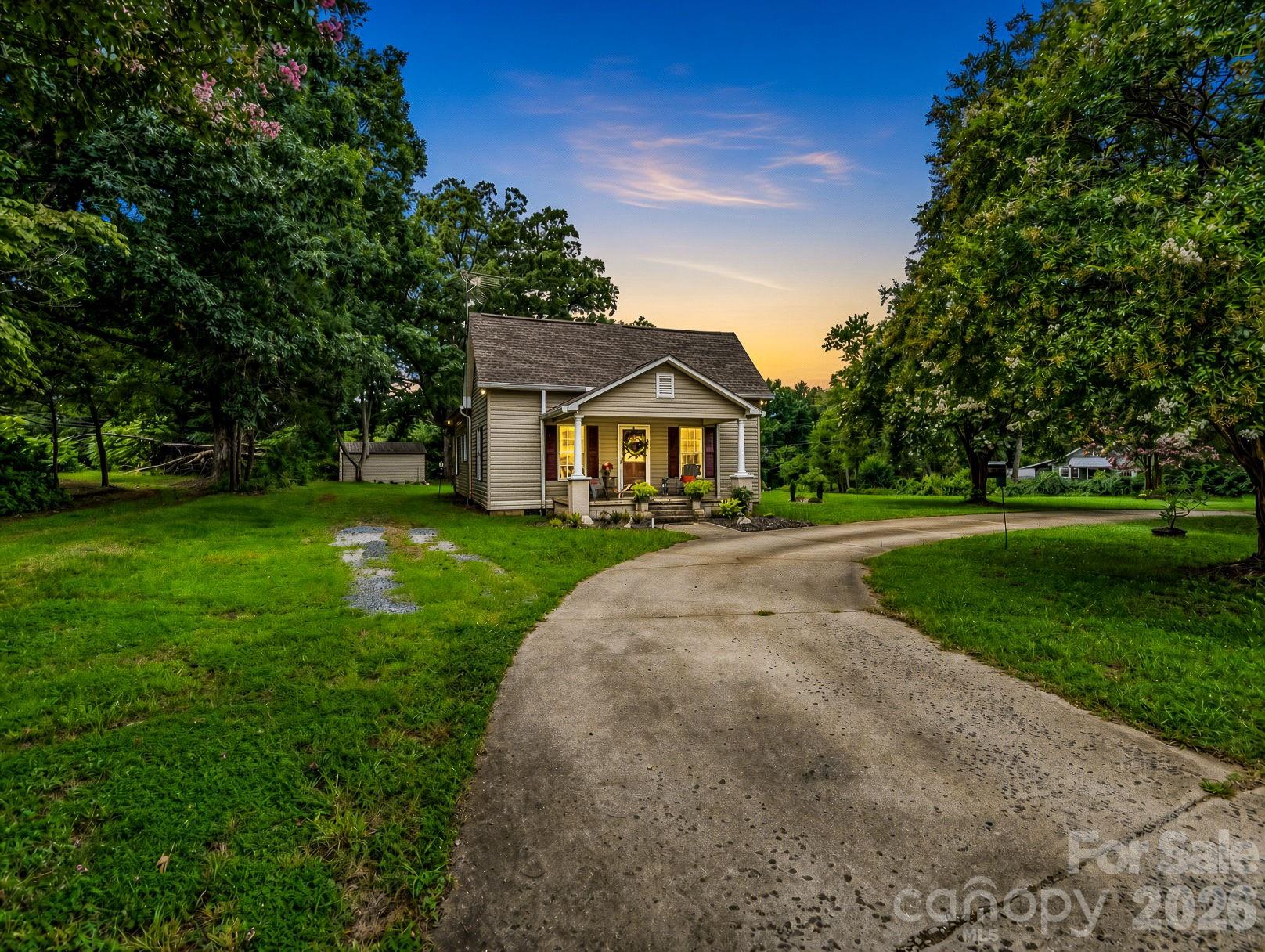 1264 Piney Ridge Road Property Photo 1
