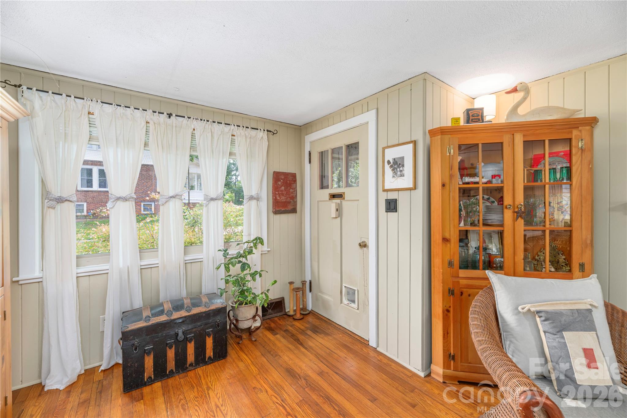 21 Lincoln Avenue Property Photo 3