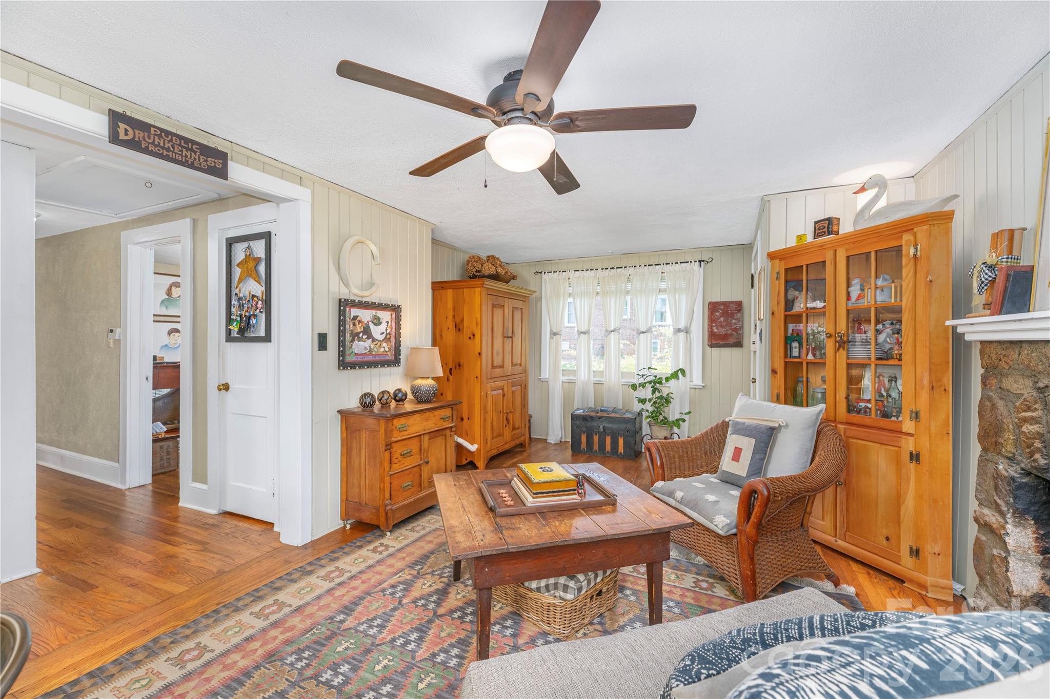 21 Lincoln Avenue Property Photo 6