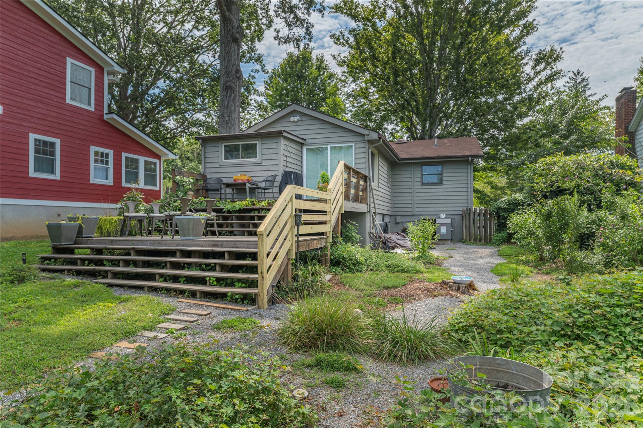 21 Lincoln Avenue Property Photo 28