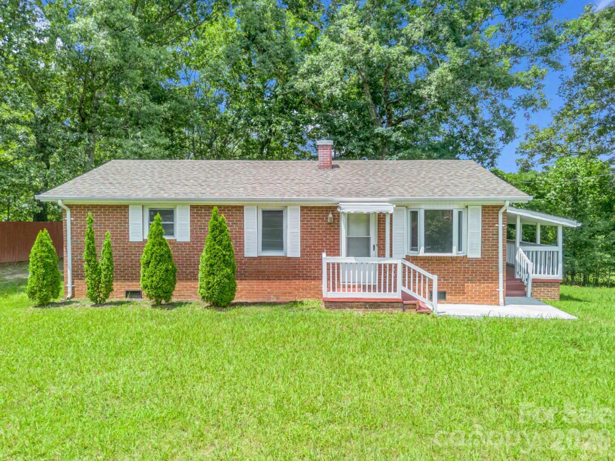 617 Harris Henrietta Road Property Photo 1