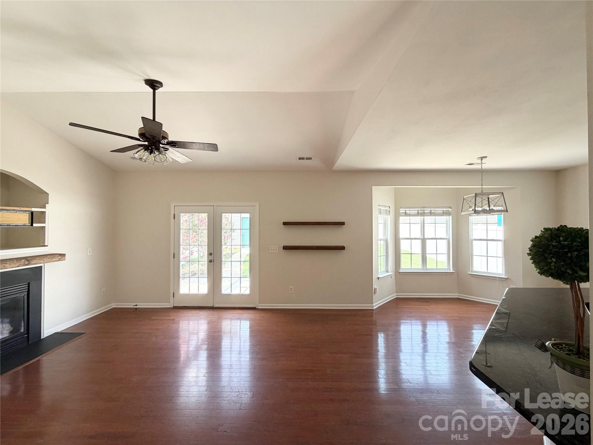 8723 Westwind Point Drive Property Photo 5
