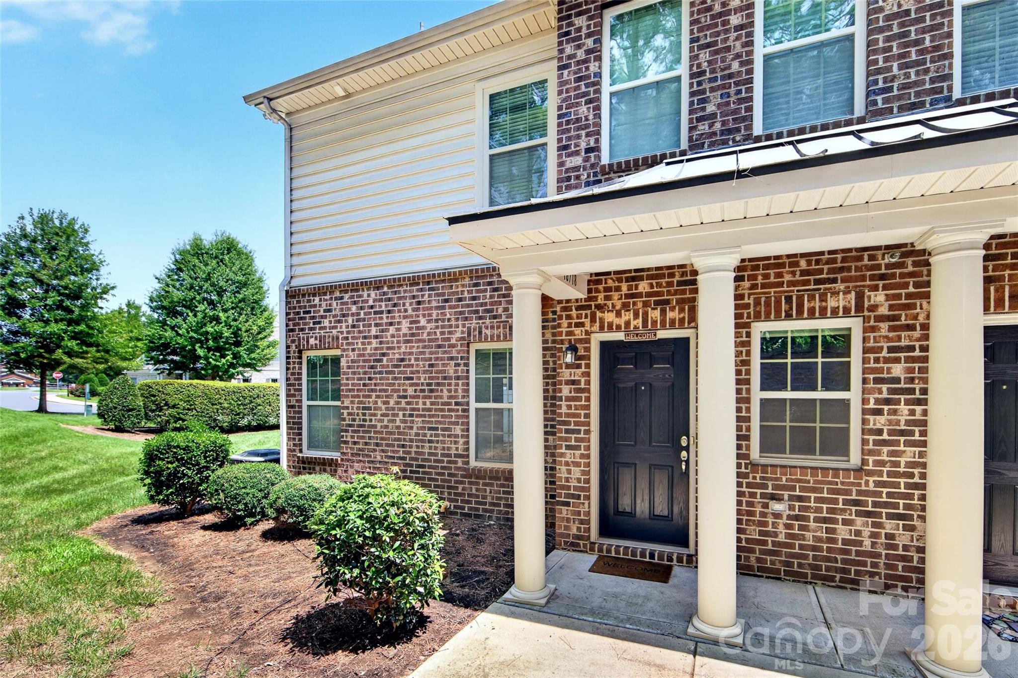16718 Dolcetto Way Property Photo 3
