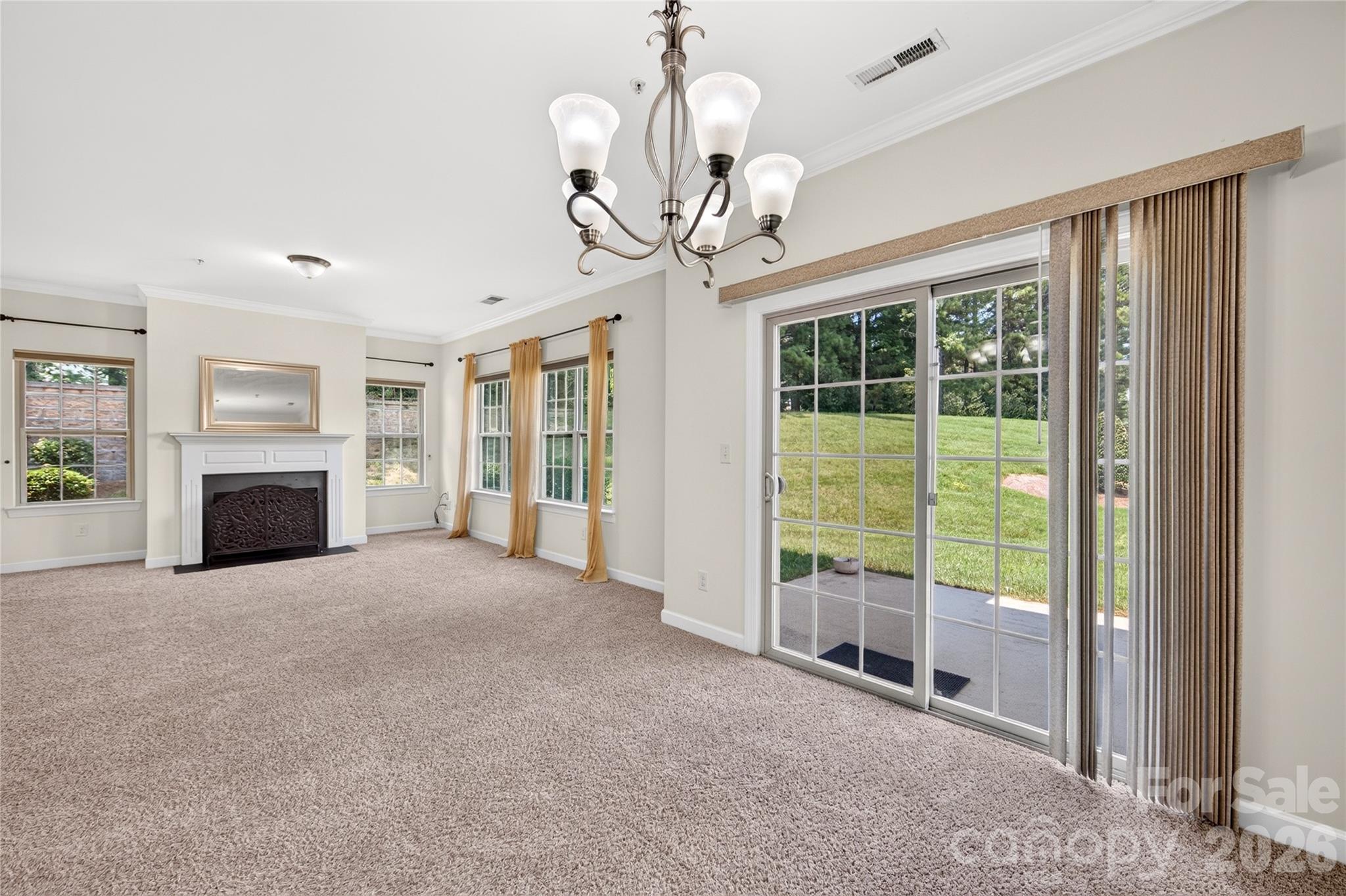 16718 Dolcetto Way Property Photo 12