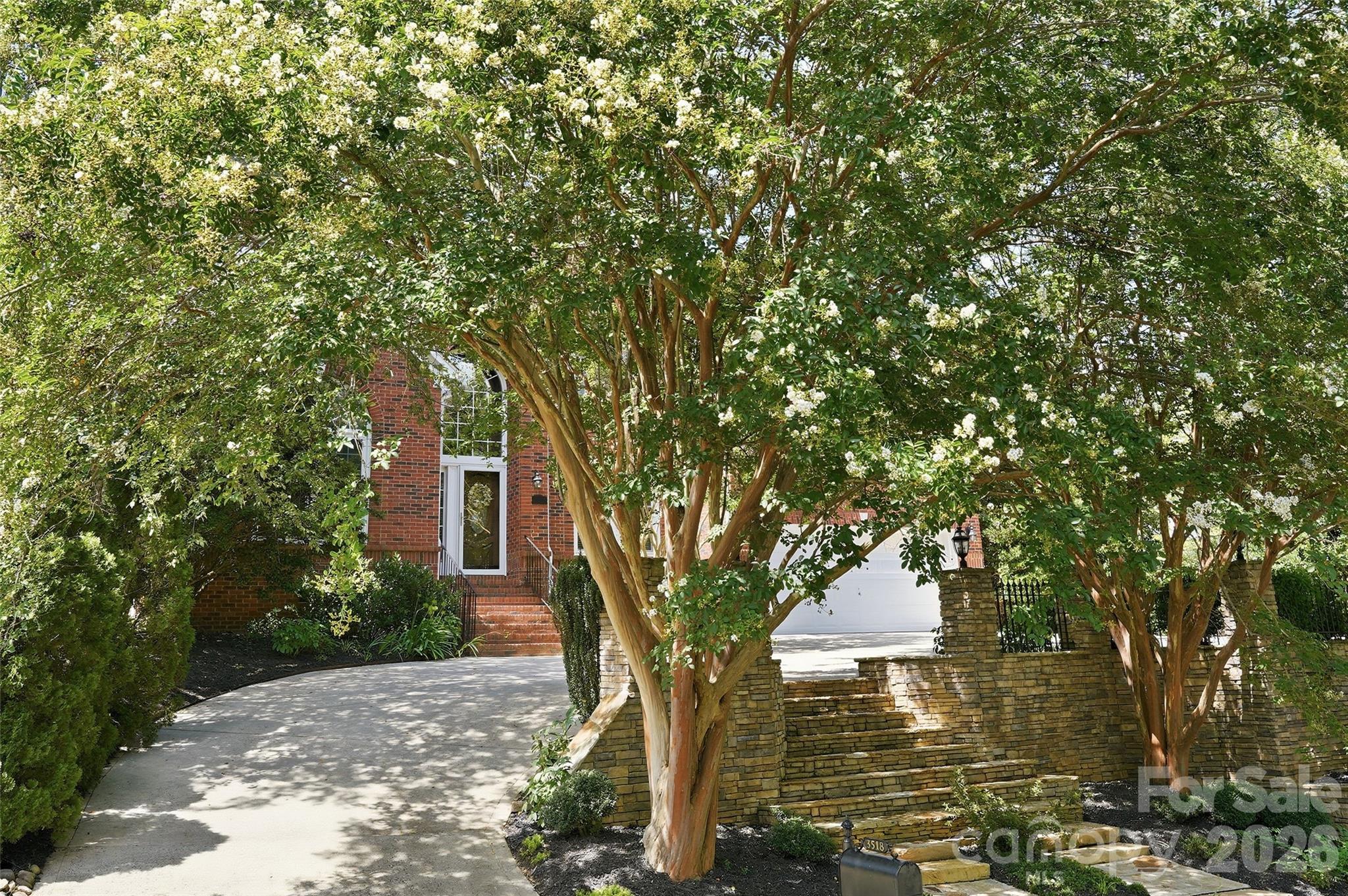3518 Abbey Hill Lane Property Photo 9