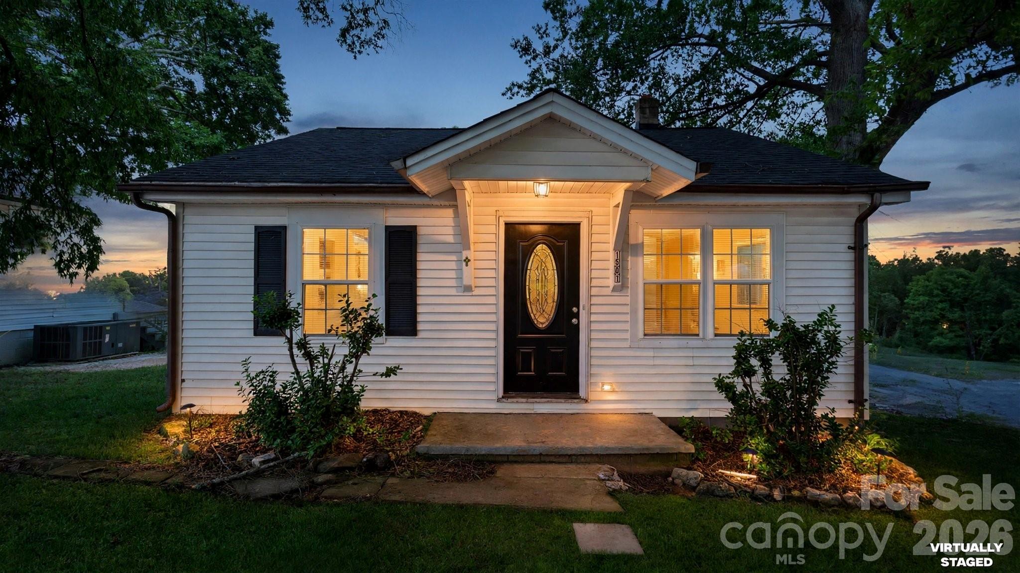 1501 Madison Street Property Photo 2