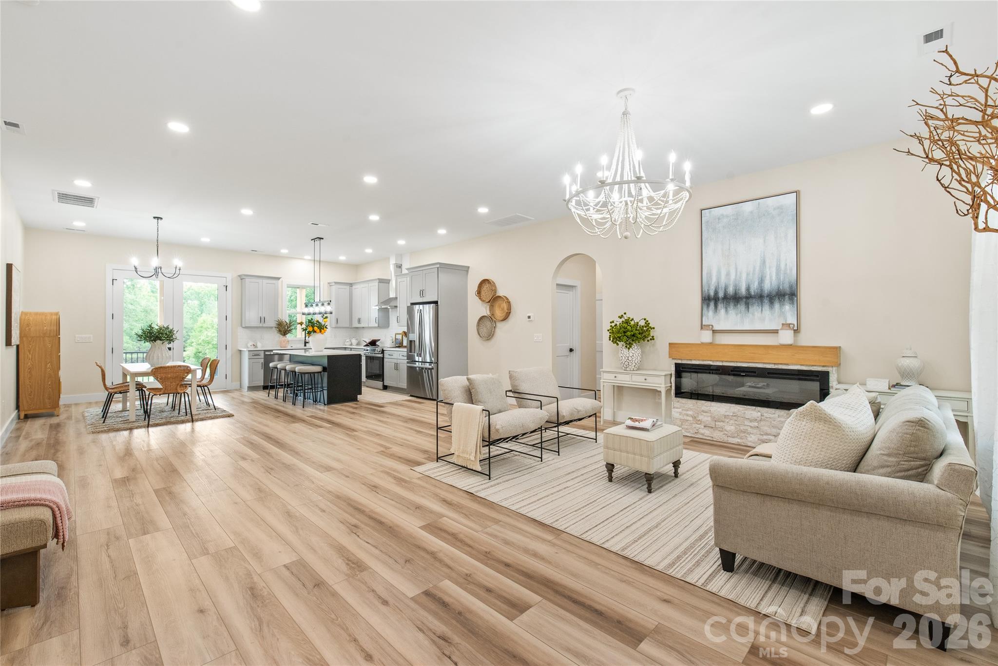 5822 Potter Road Property Photo 3