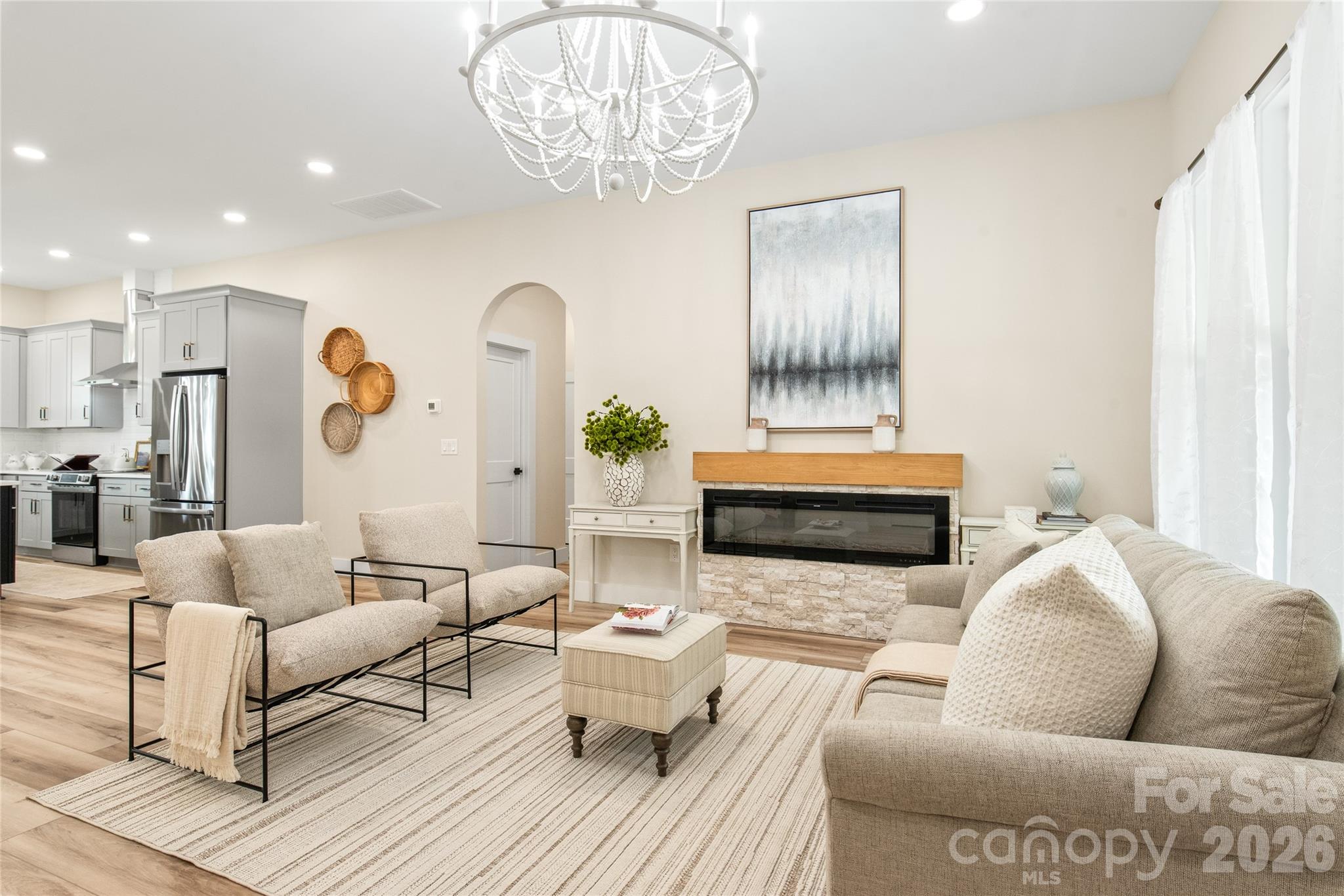5822 Potter Road Property Photo 4