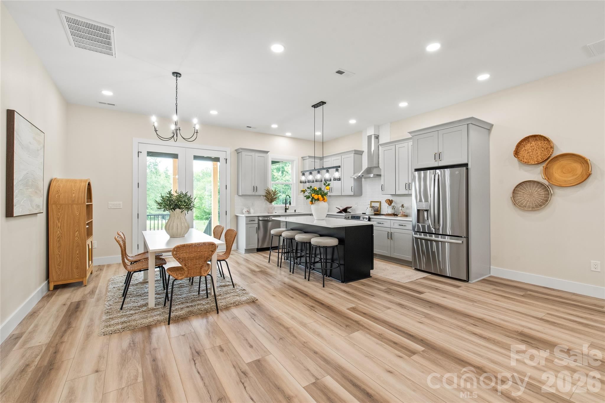 5822 Potter Road Property Photo 6