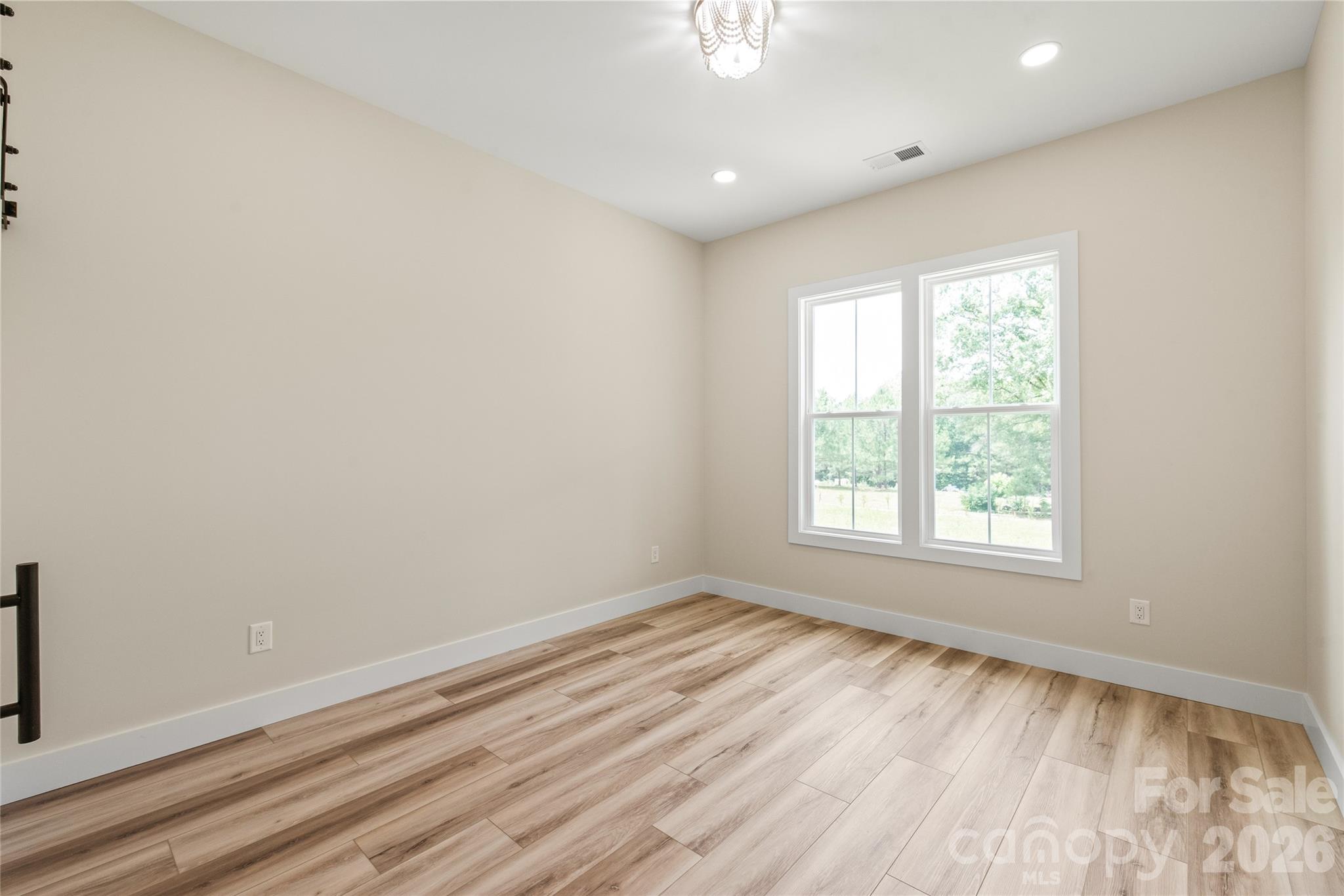 5822 Potter Road Property Photo 24