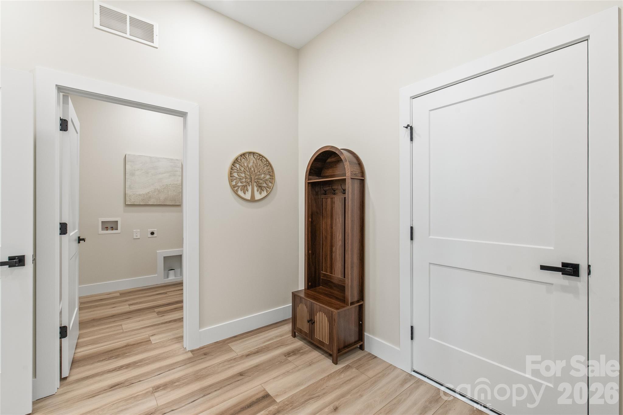 5822 Potter Road Property Photo 27