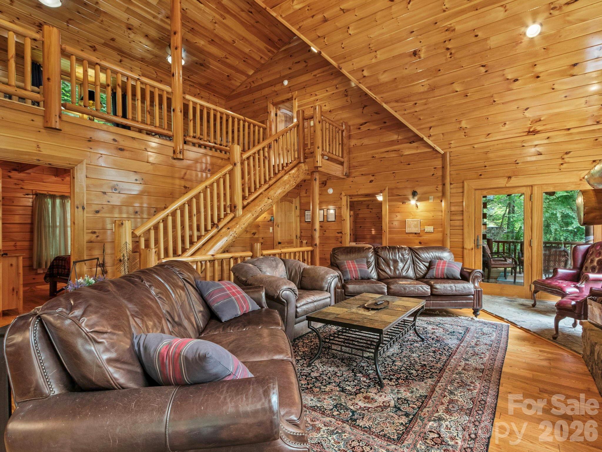 475 S Toe River Road Property Photo 5