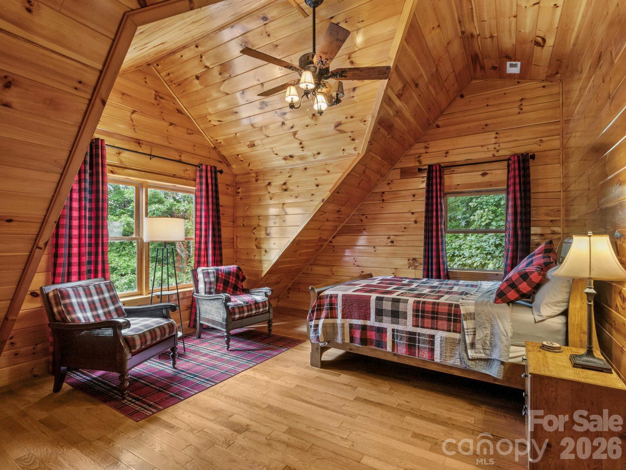 475 S Toe River Road Property Photo 30