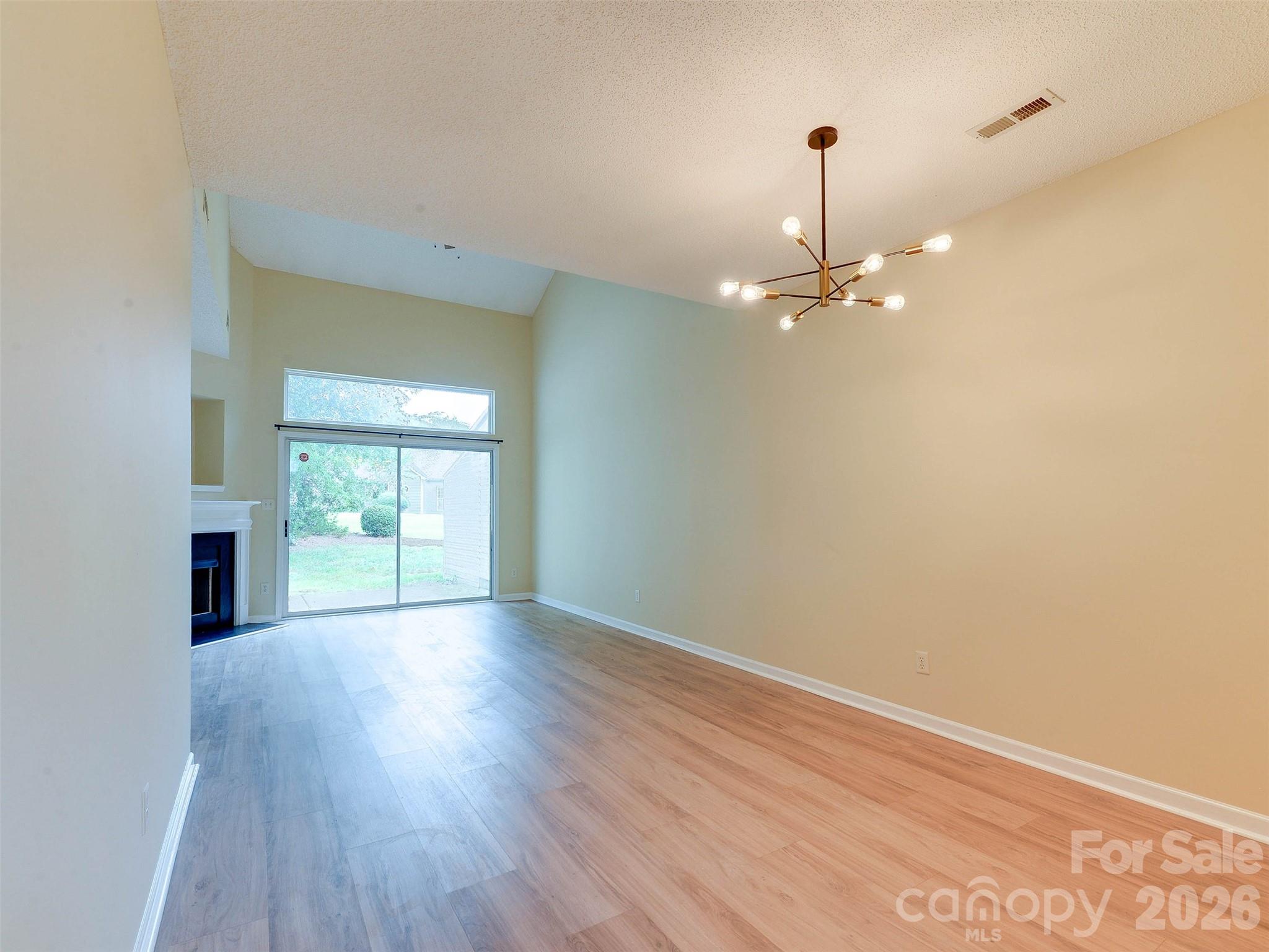9128 Treyburn Drive Property Photo 5