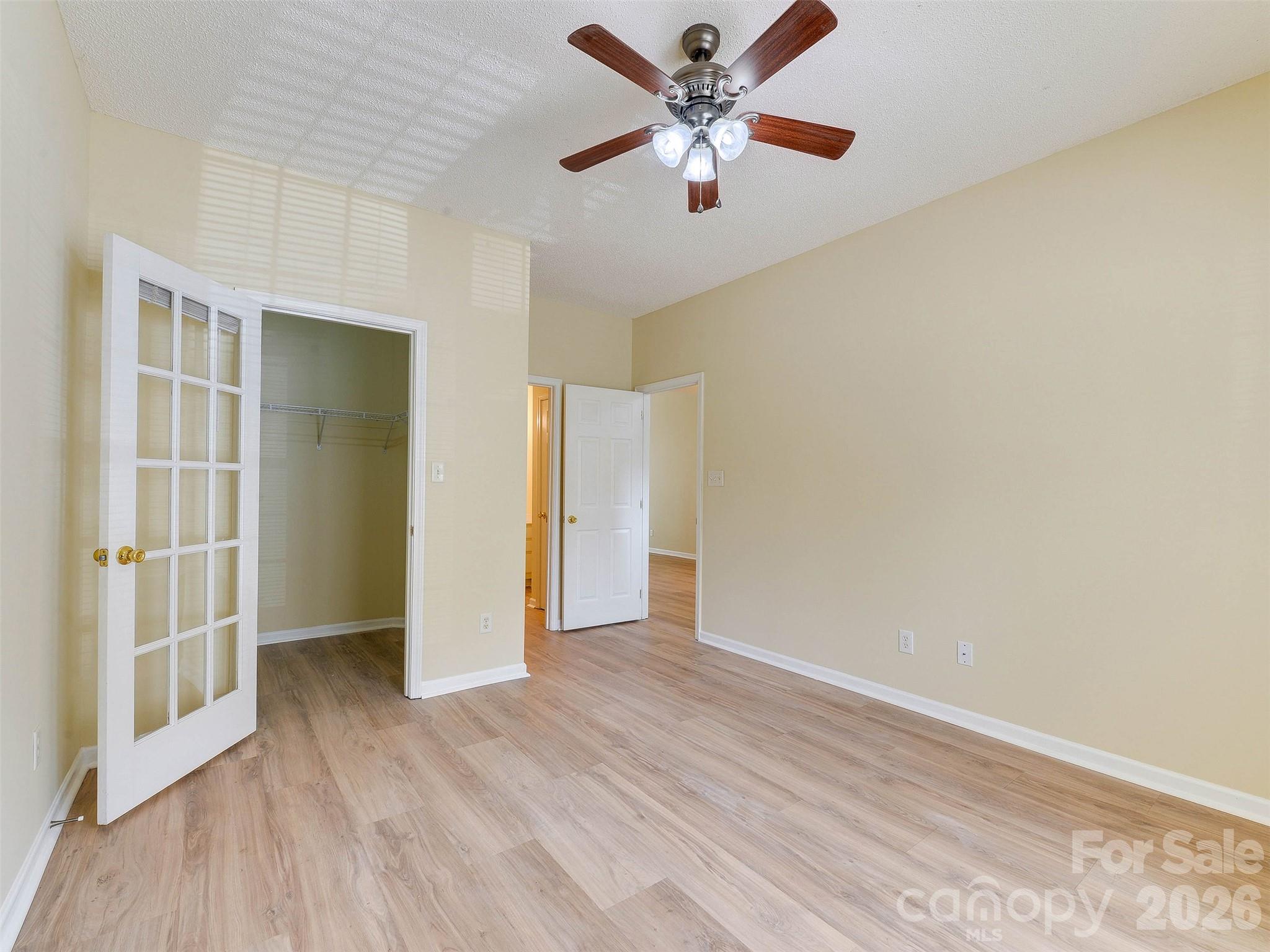 9128 Treyburn Drive Property Photo 8