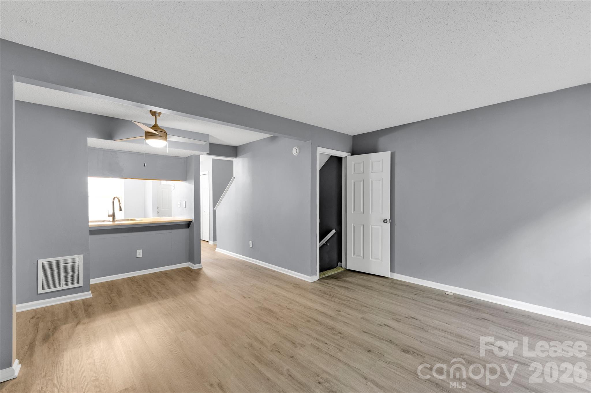 619 Lex Drive Property Photo 4