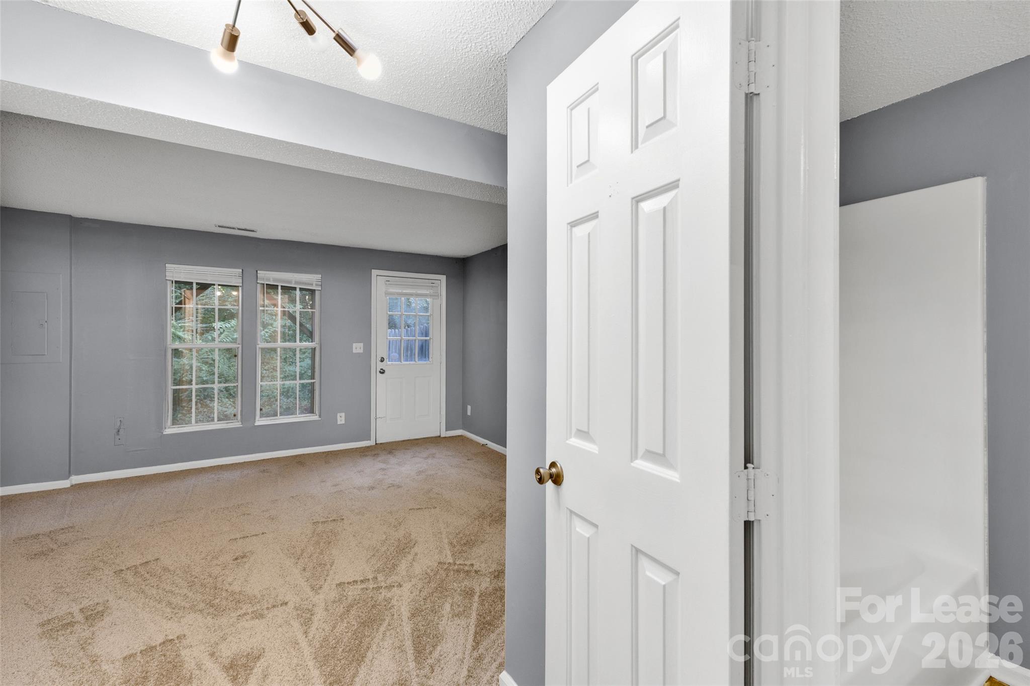619 Lex Drive Property Photo 6