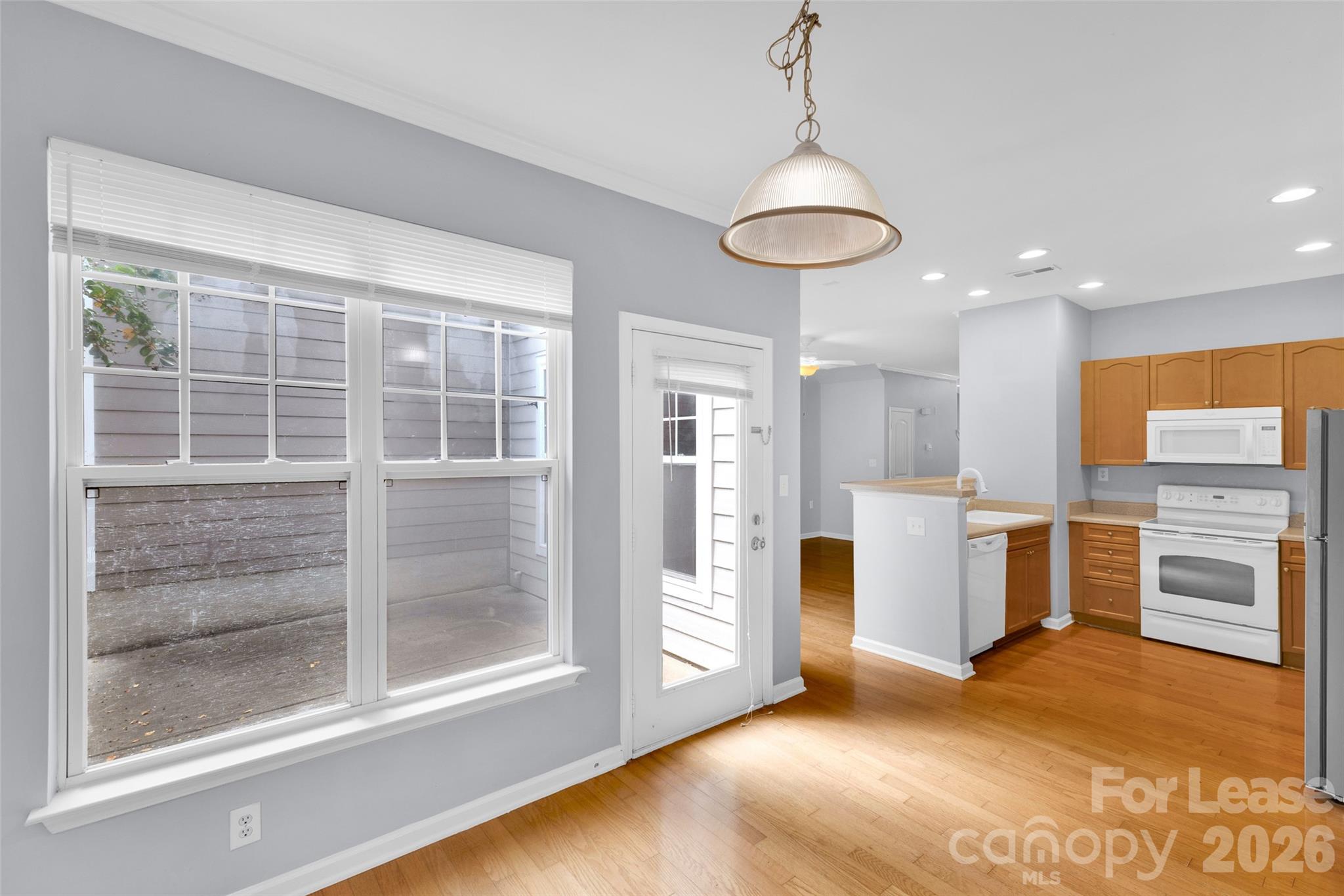 15407 St Christopher Court Property Photo 4