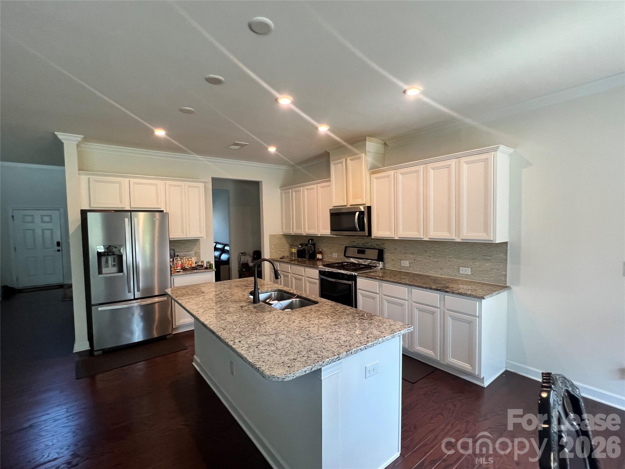 8411 Flint Hill Drive Property Photo 3