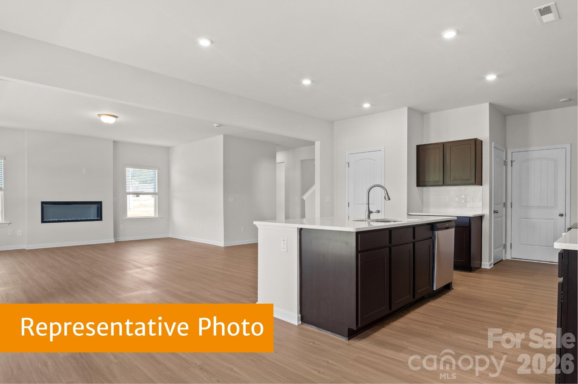 1723 N Rankin Avenue Property Photo 2