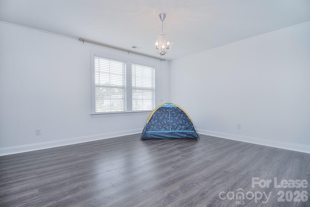 1445 Overlea Place Property Photo 13