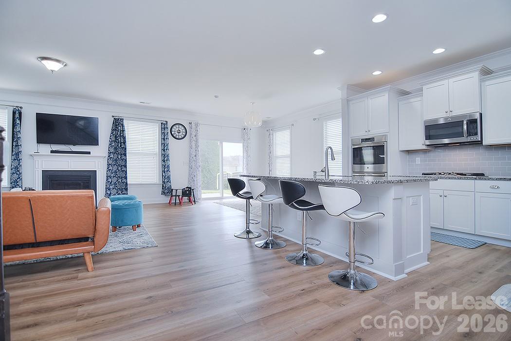 1445 Overlea Place Property Photo 21