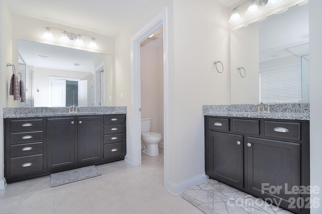 1445 Overlea Place Property Photo 33