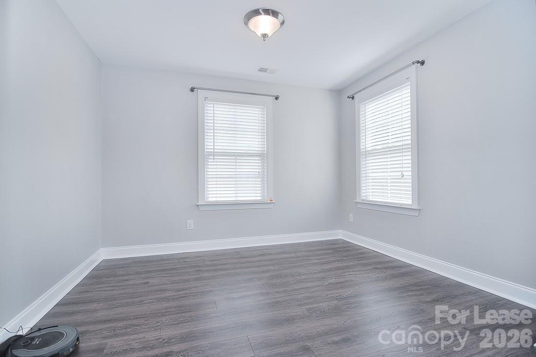 1445 Overlea Place Property Photo 39